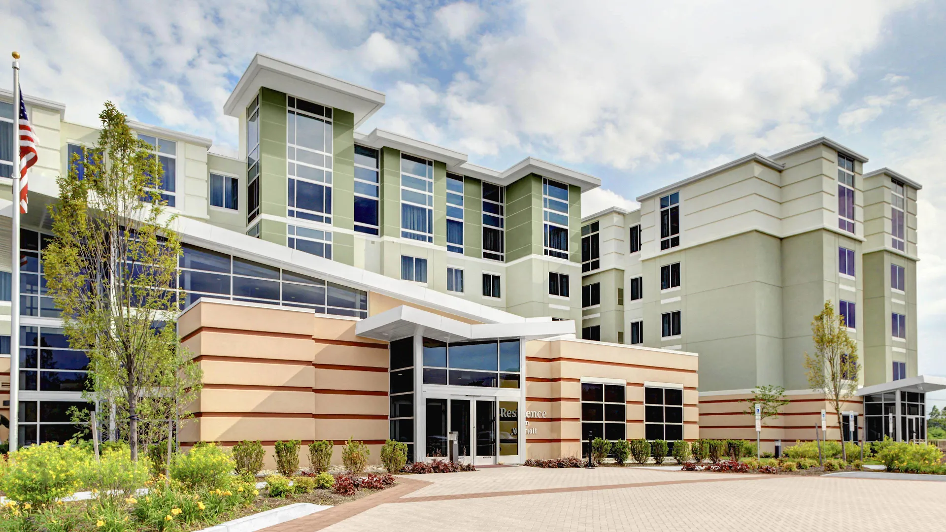 8 Business Hotels in the USA That Actually Work for Work